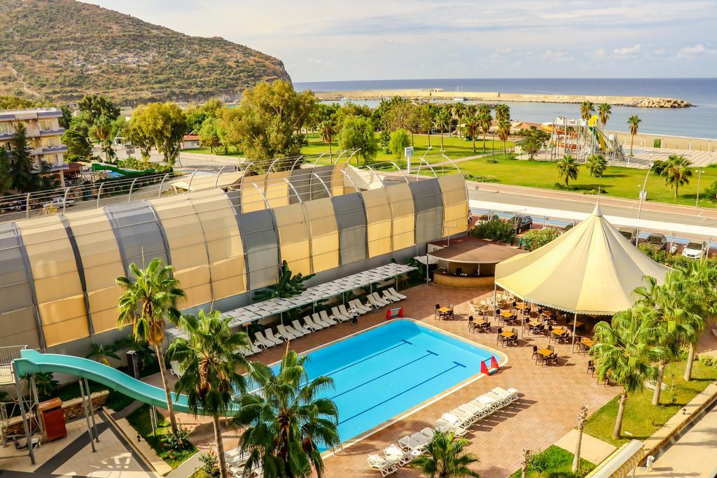 Grand Akca Hotel ガジパシャ エクステリア 写真
